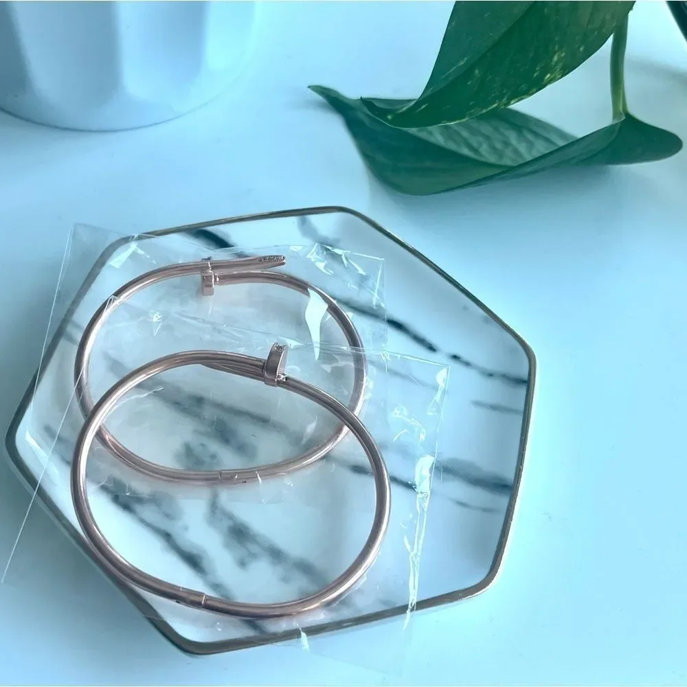 Rose gold bangle bracelet